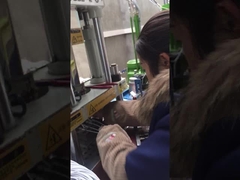 Μηχανή εμβολιασμού πλαστικών μικρών διαστάσεων 20 τόνων για γραμμή μετάδοσης σήματος