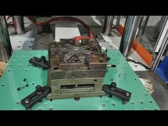 Μηχανή εμβολιασμού κάθετης μονοδιατομής 160 τόνων που χρησιμοποιείται για φίλτρο αέρα καμπίνας